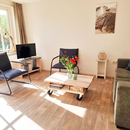 Rustig gelegen Vakantiehuis AK10 Aagtekerke Buitenkant foto