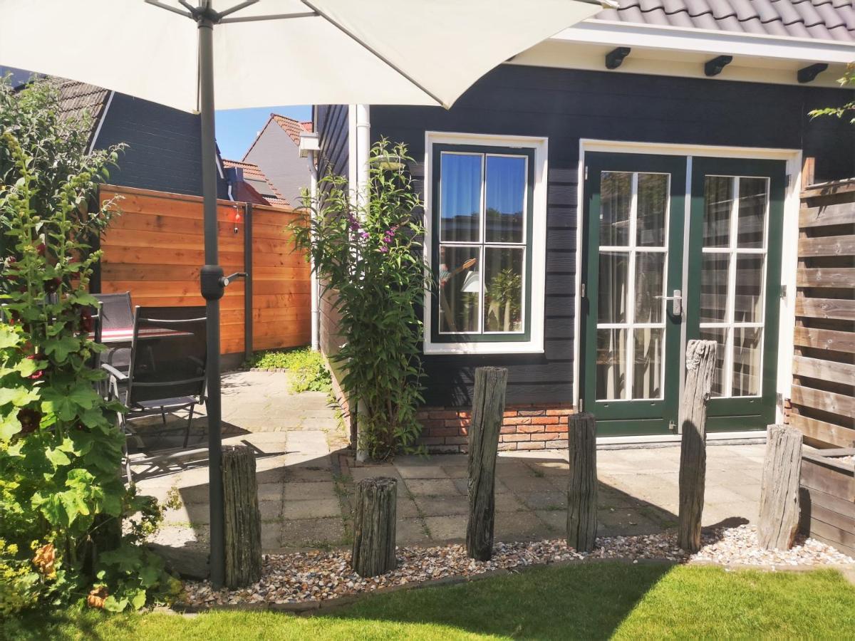 Rustig gelegen Vakantiehuis AK10 Aagtekerke Buitenkant foto