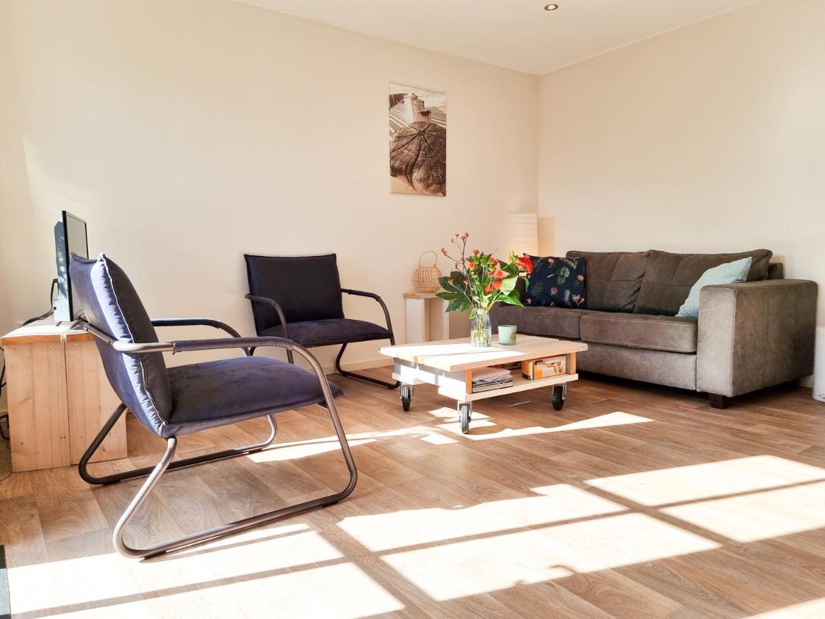 Rustig gelegen Vakantiehuis AK10 Aagtekerke Buitenkant foto