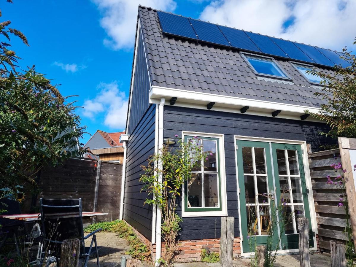 Rustig gelegen Vakantiehuis AK10 Aagtekerke Buitenkant foto