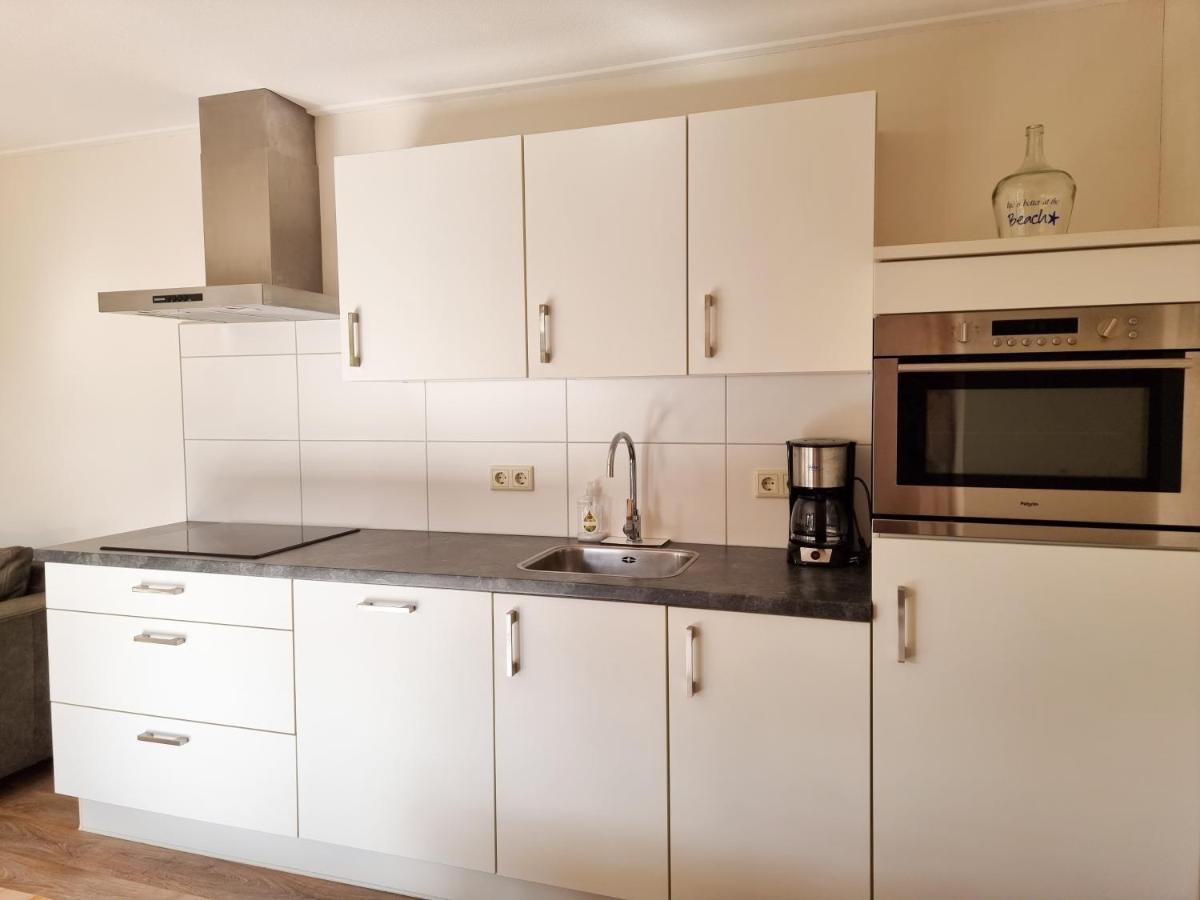 Rustig gelegen Vakantiehuis AK10 Aagtekerke Buitenkant foto